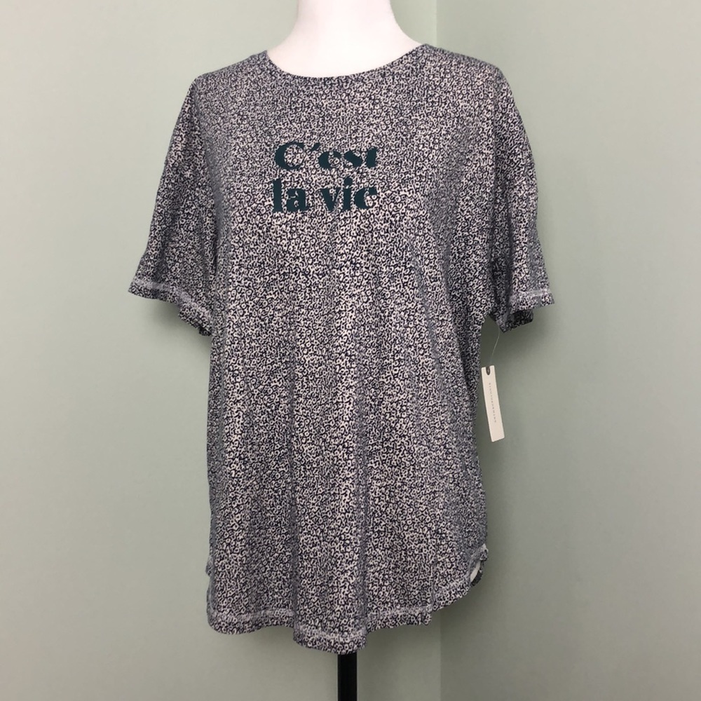 ❤️ M ❤️ NWT Anthro Top Floral Graphic Tee C’est La Vie